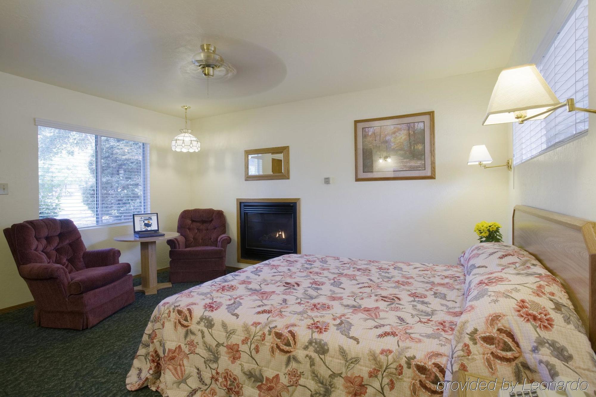 Lazy J Ranch Motel Three Rivers Room photo