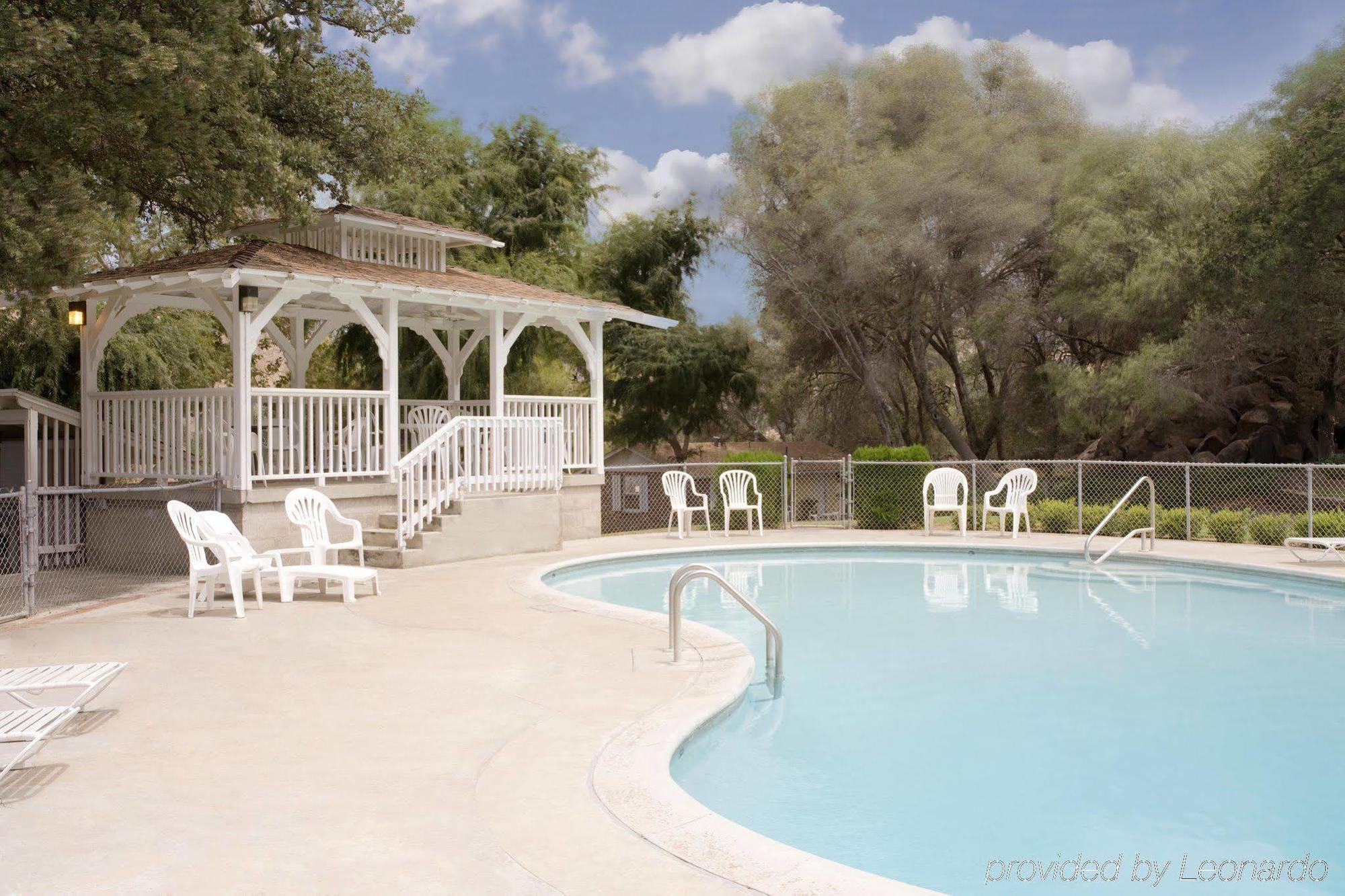 Lazy J Ranch Motel Three Rivers Facilities photo